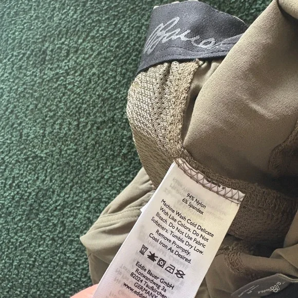 Eddie Bauer Jogger / Outdoor Pants - Picture 7 of 11